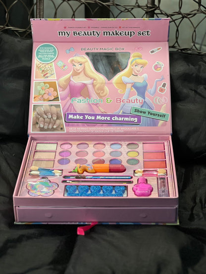 My Beauty Makeup Set for Kids – Accessory & Makeup Kit with Eyeshadows, Lip Gloss, Nail Art & Fun Accessories